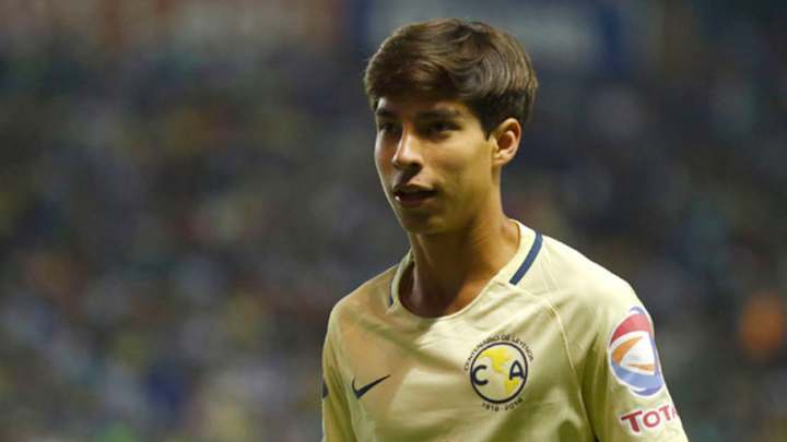 ¡AGÁRRENLO QUE SE LES VA! | Equipo europeo echa la casa por la ventana para fichar a Diego Lainez