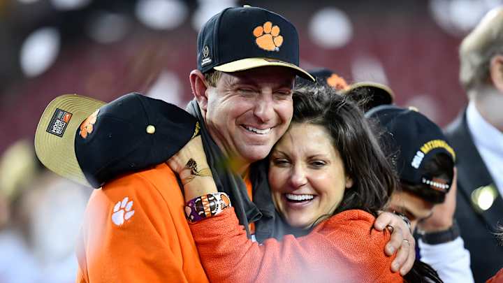 Dabo Swinney's son signs with Clemson as walk-on