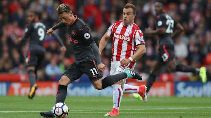 Arsene Wenger Dismisses Criticism of Mesut Ozil From Steven Gerrard & Martin Keown After Stoke Loss