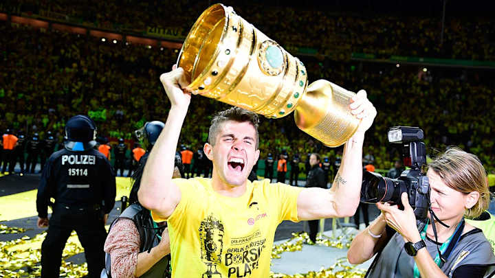 Pulisic draws foul for decisive penalty as Dortmund wins German Cup Pulisic draws foul for decisive penalty as Dortmund wins German Cup