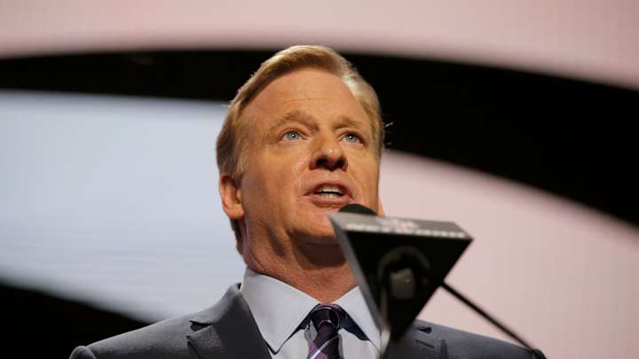 Watch: Roger Goodell booed by fans at NFL draft