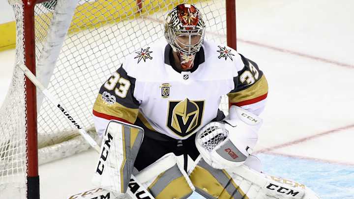 Oscar Dansk Leaves Game vs. Islanders With Injury, Golden Knights Turn to Maxime Lagace