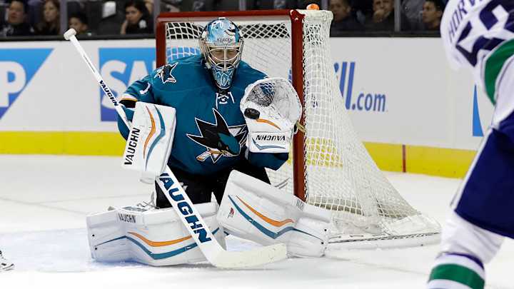 Sharks sign goalie Troy Grosenick to two-year deal