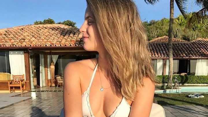 ¡NO SON TODAS MALAS! Conoce a la novia que acompaña a Paolo Guerrero en su mal momento