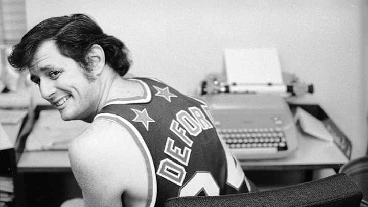 In Memoriam: The Life of Sports Writer Frank Deford