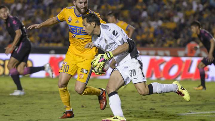 REVELADO | Rodolfo Cota ya tiene claro su futuro para 2018