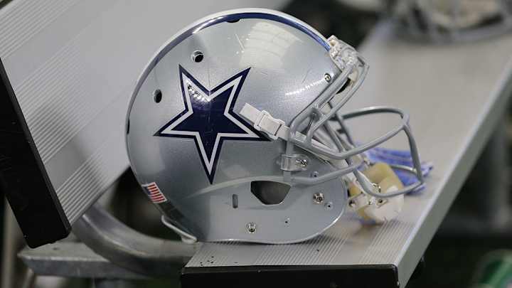 Hospitalized baby in Texas soothed by Dallas Cowboys games
