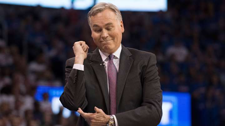 Mike D’Antoni shaved his mustache because he lost a bet with his wife Mike D’Antoni shaved his mustache because he lost a bet with his wife