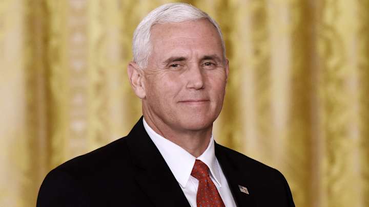 49ers Eric Reid says Mike Pence Leaving Colts Game Early "Looks Like a PR Stunt to Me' 49ers Eric Reid says Mike Pence Leaving Colts Game Early "Looks Like a PR Stunt to Me'