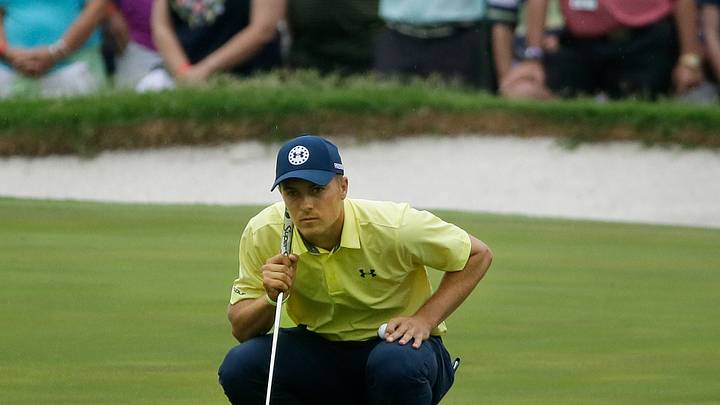 Spieth charges, Kisner holds on to win Colonial by 1 stroke