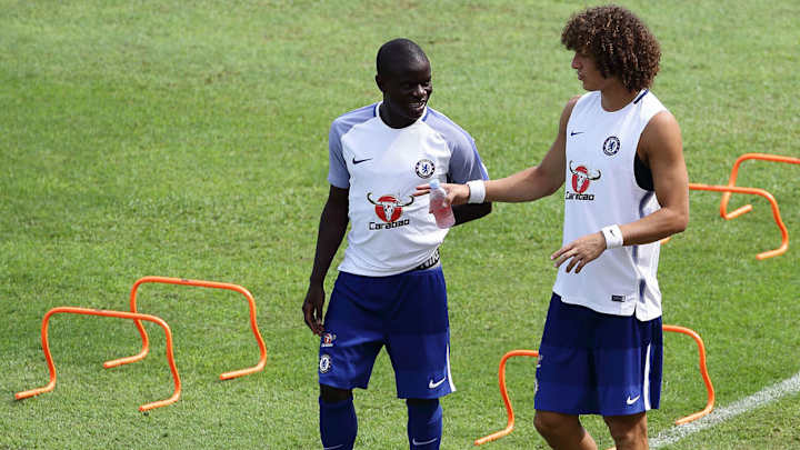 VIDEO: David Luiz Angry After Chelsea Teammate Is Somehow Handed Higher FIFA 18 Shooting Rating