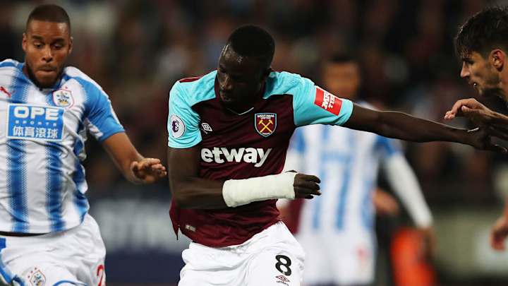West Ham Fans React to Cheikhou Kouyate's Indifferent Performance Against Huddersfield