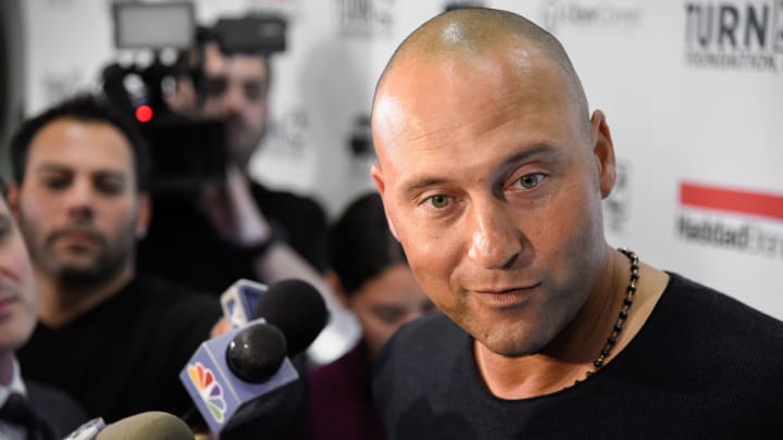 MLB wants Marlins' bidders to show cash up front