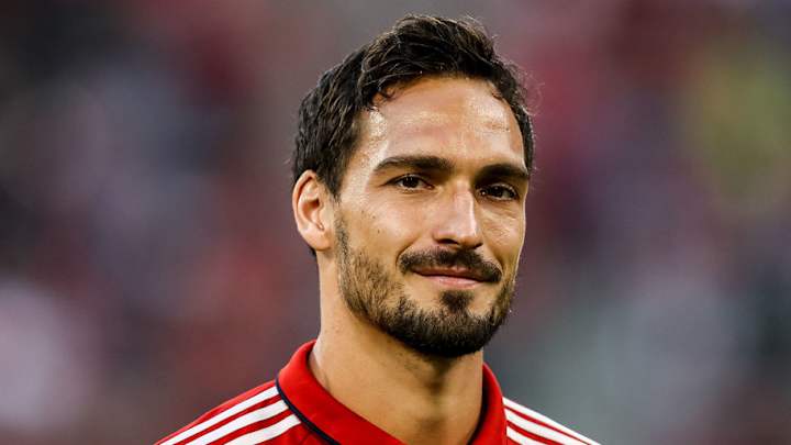 Bayern Munich Defender Gets Liverpool Fans All Excited After He Applauds Reds on Twitter Bayern Munich Defender Gets Liverpool Fans All Excited After He Applauds Reds on Twitter