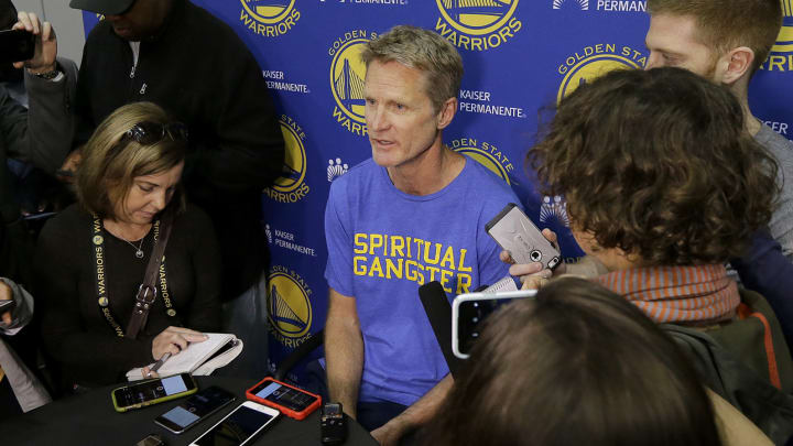 Steve Kerr attends practice for first time since taking leave of absence