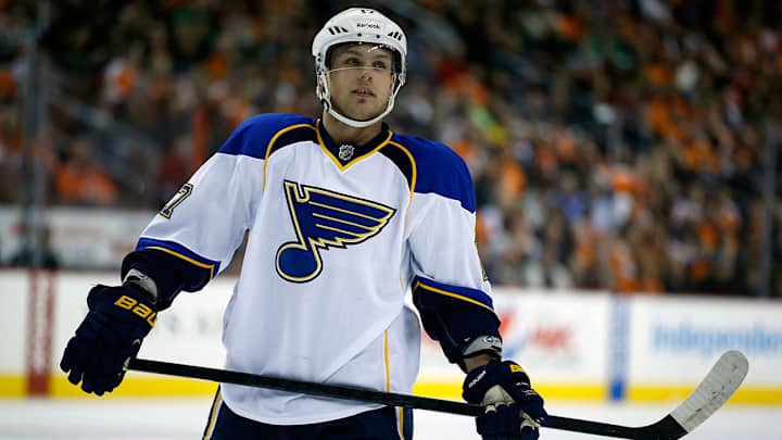 Sobotka returns to Blues, signs three-year contract extension