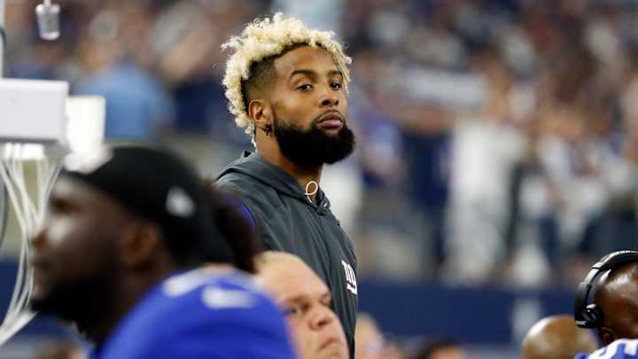 Giants WR Odell Beckham Jr. Carted Off Field After Ankle Injury