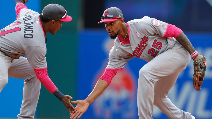 Byron Buxton's catch will blow your mind and maybe your hamstrings