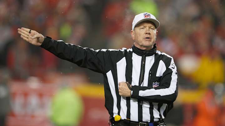 Report: Referee Travis Kelce criticized will officiate Super Bowl