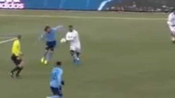 RECORDANDO: Andrea Pirlo fue "humillado" por partida doble en un partido de la MLS