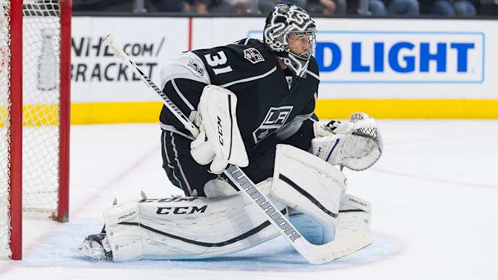 Dallas Stars sign goalie Ben Bishop to six-year, $29.5M deal