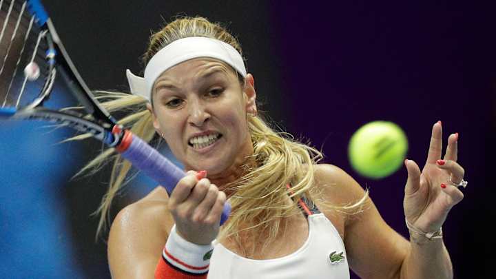 Simona Halep withdraws from St. Petersburg event with knee injury Simona Halep withdraws from St. Petersburg event with knee injury