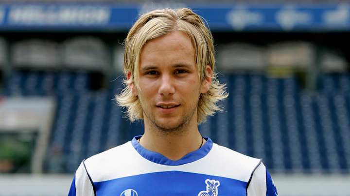 Turkish 2nd Division Player Neumayr Explains How He Wound Up With a Voicemail From Alex Ferguson Turkish 2nd Division Player Neumayr Explains How He Wound Up With a Voicemail From Alex Ferguson