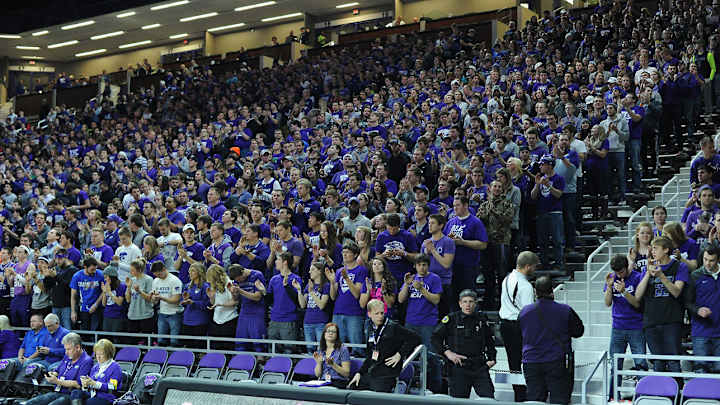 Kansas State president asks fans to stop vulgar chants