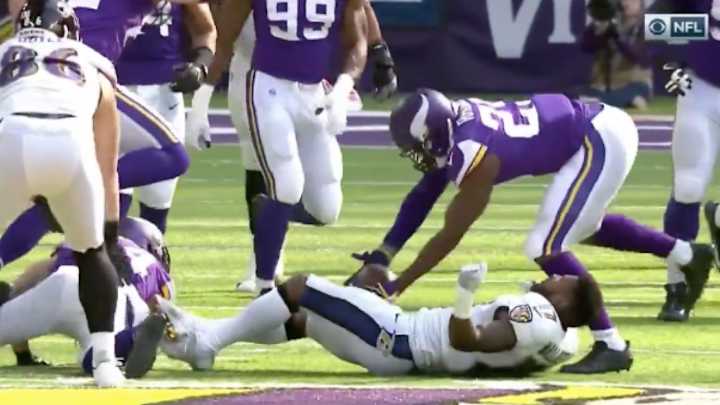 Ravens' Mike Wallace In Concussion Protocol After Taking Big Hit, Out vs. Vikings Ravens' Mike Wallace In Concussion Protocol After Taking Big Hit, Out vs. Vikings