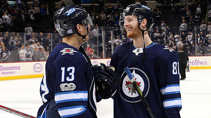 Jets Score 7-Straight in 7-2 win Over Wild