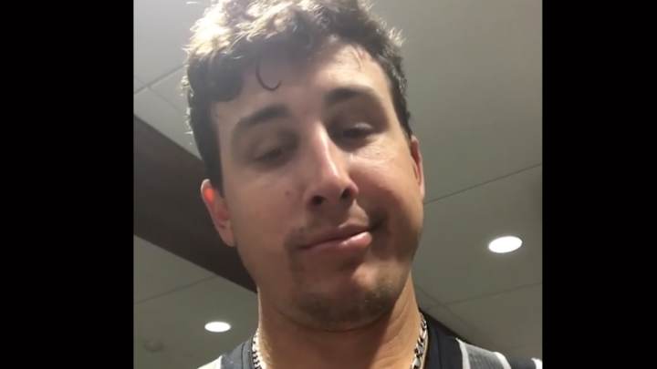 Sad White Sox players turn to Boyz II Men after Jose Quintana trade