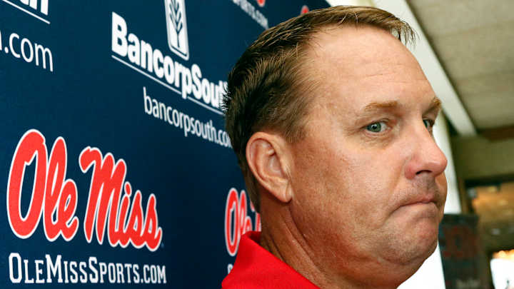 Hugh Freeze Apologizes to Ole Miss Fans
