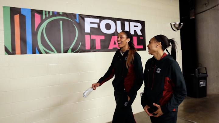 The Latest: Miss St super fan Dak Prescott missing for final