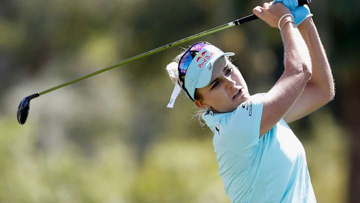 Lexi Thompson gets 4-stroke penalty, loses late major lead