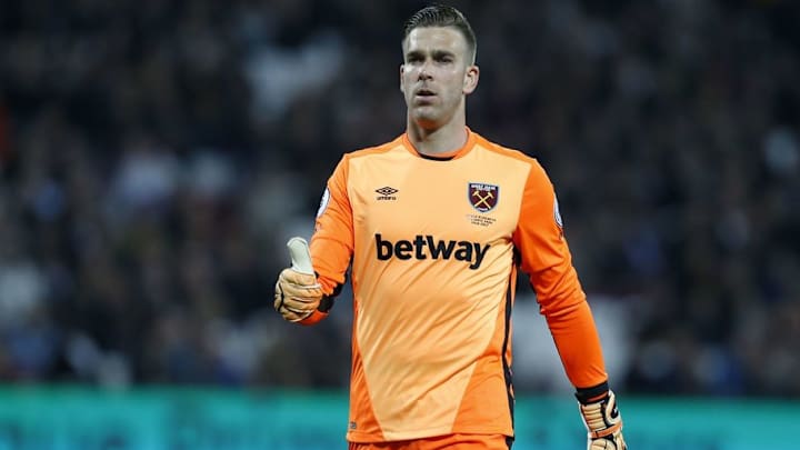 West Ham Want Goalkeeper Adrian to Stay at the Club Despite Arrival of Joe Hart