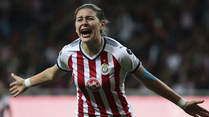 BELLEZA | La candente foto de Norma Palafox que los aficionados no se deben perder