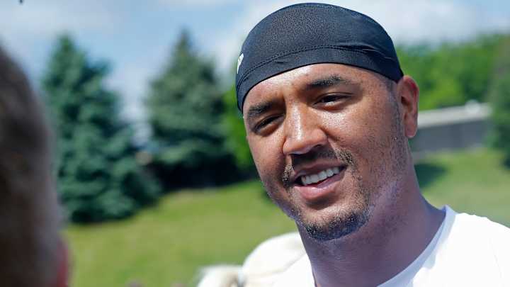 Michael Floyd says he accidentally violated house arrest by drinking kombucha tea Michael Floyd says he accidentally violated house arrest by drinking kombucha tea