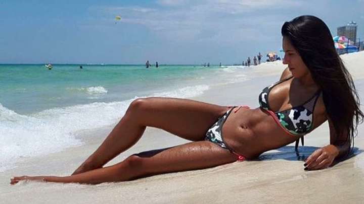 Tuesday's Hot Clicks: Sibahn Doxey; Passenger checks in single can of beer for flight