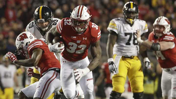 Wisconsin Earns Its Spot in Big Ten Title Game by Locking Down Iowa