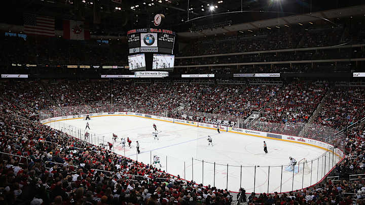 Coyotes name Steve Sullivan assistant GM under John Chayka