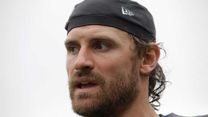 Chris Long Is Having Fun With Eagles Teammates' Last Names