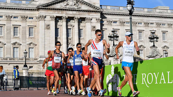 The Latest: Diniz wins 50-kilometer walk at worlds