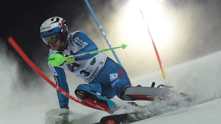 Kristoffersen leads Hirscher after dominating 1st slalom run