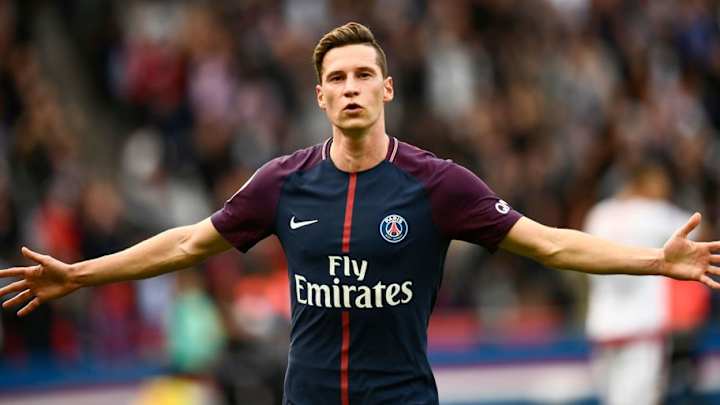 Arsenal Fans Went Into Meltdown After Julian Draxler Posted Gunners Shirt on Instagram Arsenal Fans Went Into Meltdown After Julian Draxler Posted Gunners Shirt on Instagram