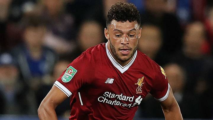 Liverpool Fans Rip Into £40M Signing Oxlade-Chamberlain After EFL Cup Ouster Liverpool Fans Rip Into £40M Signing Oxlade-Chamberlain After EFL Cup Ouster