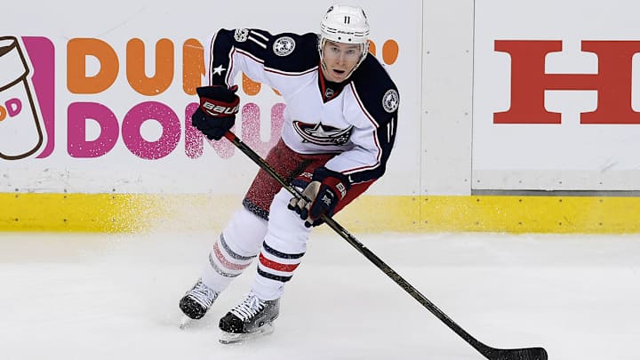 Blue Jackets' Calvert suspended one game for hit on Kuhnhackl