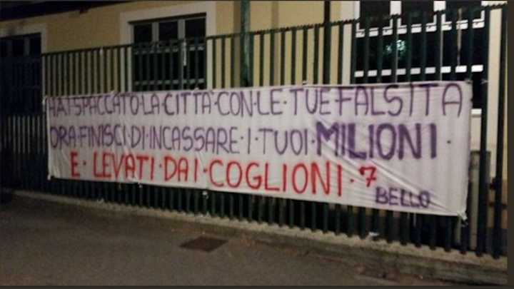 PHOTO: Angry Fiorentina Fans Make Their Voices Heard With Banner for 'Liar' Federico Bernardeschi