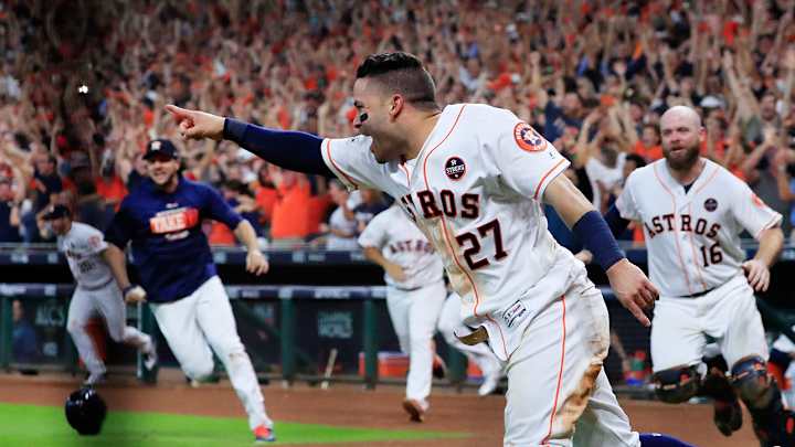 Watch: Astros Walk Off With Game 2 Win on Carlos Correa’s RBI Double Watch: Astros Walk Off With Game 2 Win on Carlos Correa’s RBI Double