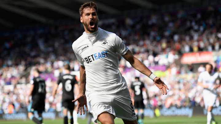 Fernando Llorente Set to Miss Swansea's Home Fixture Against Manchester United