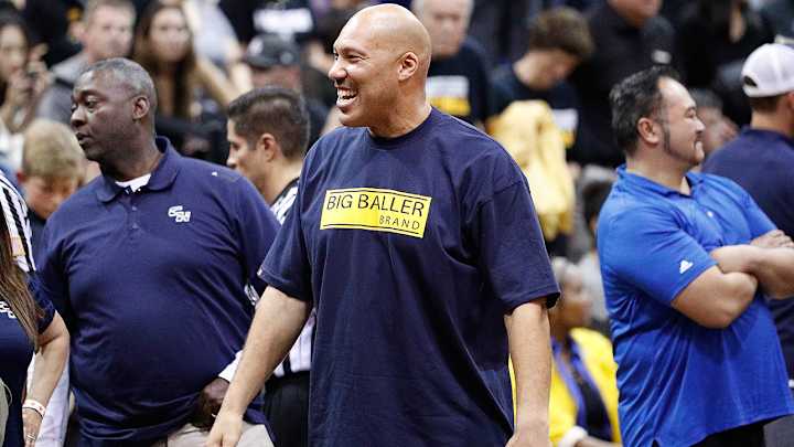 Twitter is convinced LaVar Ball will walk on stage when Lonzo gets drafted